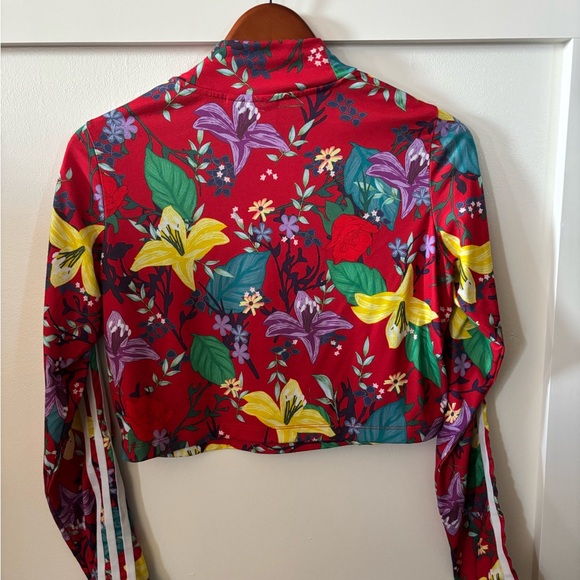 Adidas Red Floral Crop Top - Picture 5 of 5